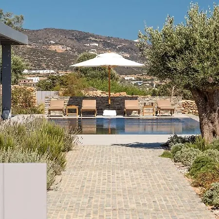 Ideal For 8 People With A Spectacular View Villa Alikí